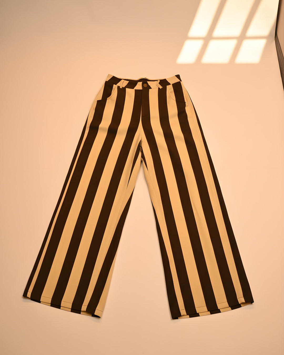 Pantalón Raya Toldo Wide Leg — prenda sola